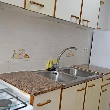 Apartment Escor 3000 Apartament *